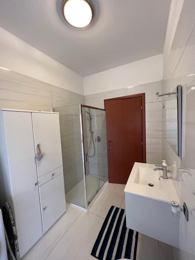 Casa Diego Camera Con Balcone Privato Пиаченца Екстериор снимка